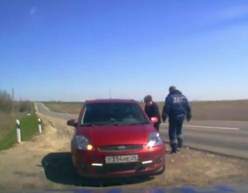 На Ставрополье у легковушки на полном ходу чуть не оторвались колёса
